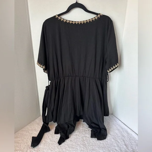 BloomChic Black Tunic with Gold Accents - Picture 2 of 4